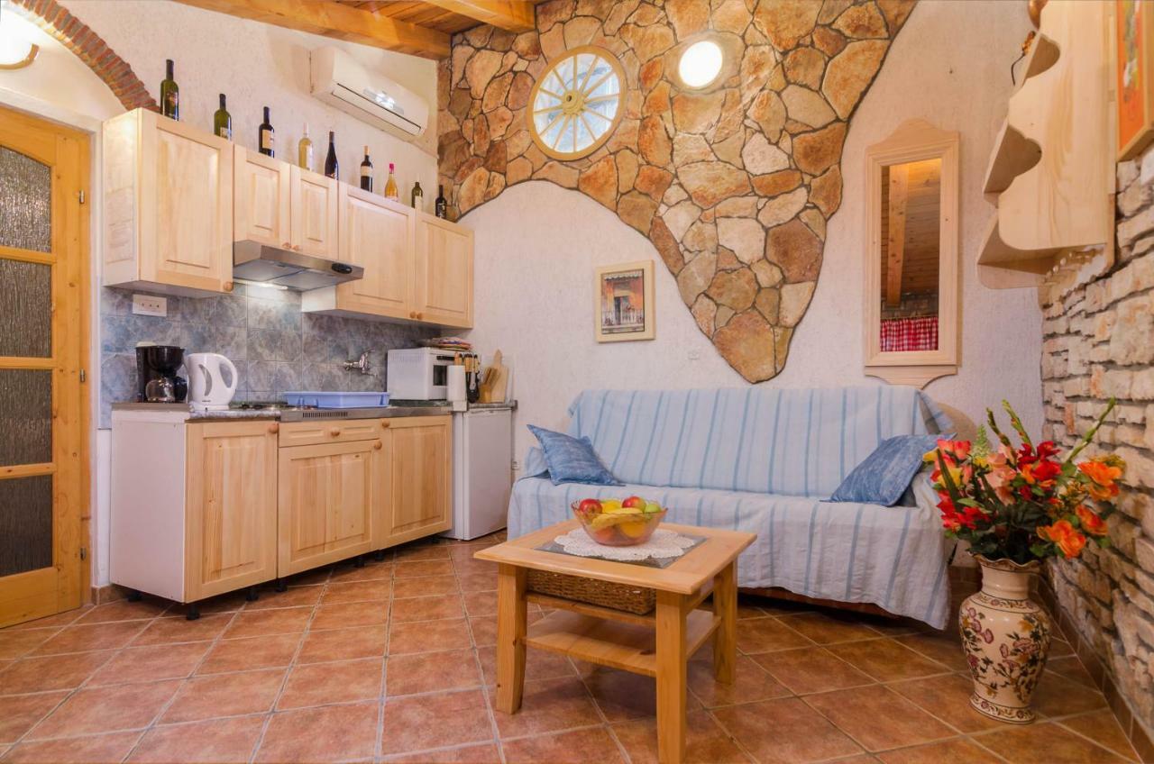 Apartments Marija & Pepa Rovinj Exterior photo